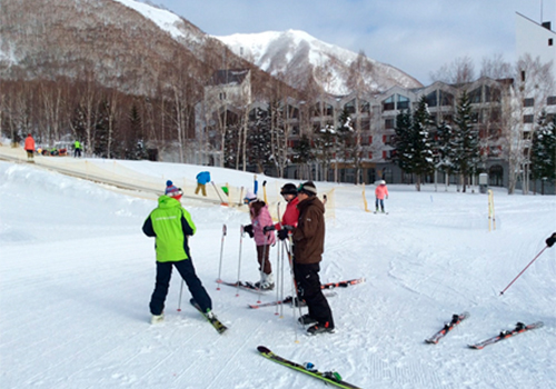 SKI & SNOWBOARD LESSON